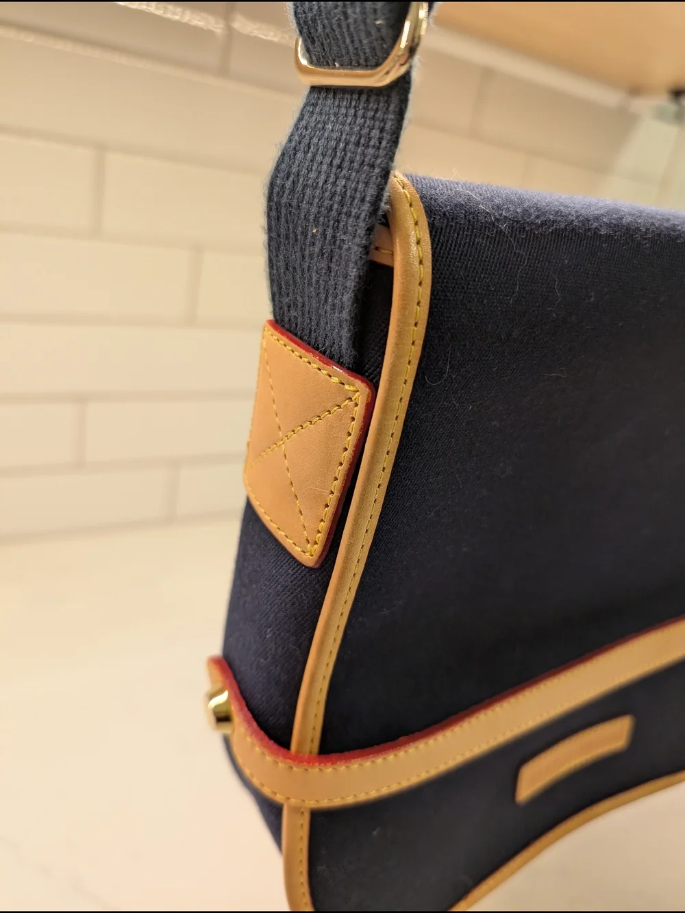 Dooney & Bourke Cabriolet Navy Canvas Messanger Crossbody Bag with Tan Trim